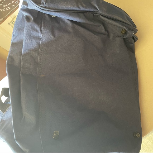 Outer Style Travel Duffel Bag Navy BRAND NEW - Picture 9 of 9
